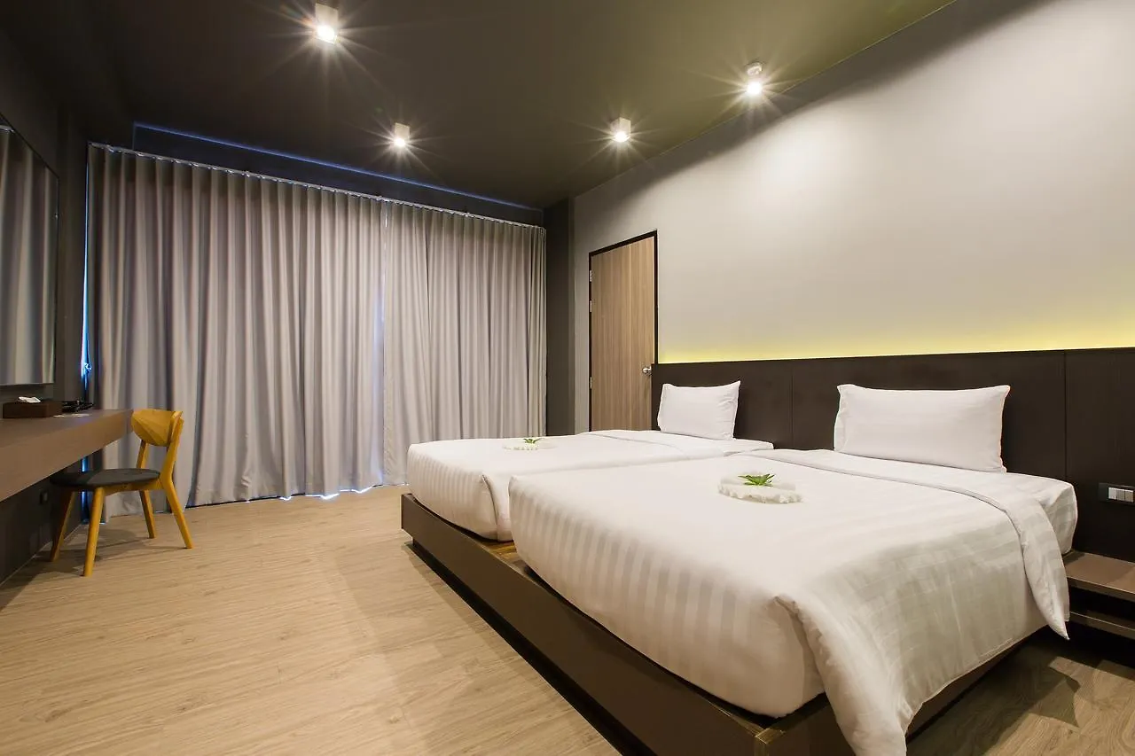 **** מלון Nai Yang Beach Maya Phuket Airport Hotel-Naiyang Beach תאילנד